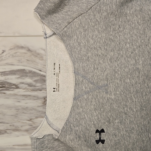 Womens Under Armour Loose Coldgear Sweatshirt with pocket - Picture 3 of 4
